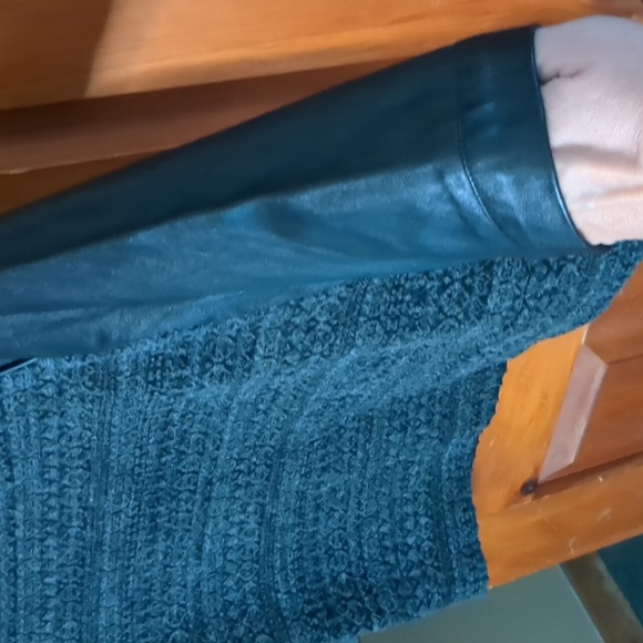 GRYPHON* size M genuine leather 3/4 sleeve round neck casual sweater sweatshirt - Picture 14 of 15